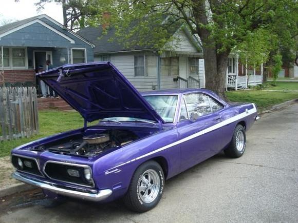 318 w/ Holley 650 carb (need to replace choke plate sticks) and a 904 tranny w/ shift kit