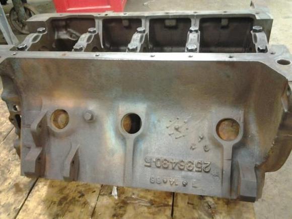 Block after disassembly and before cleaning