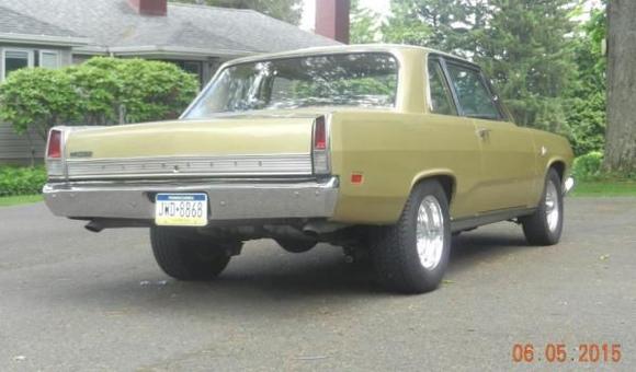 - Actual Color is Gold - Mopar Y4.