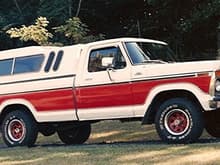 The '77 F-150 after her repaint in 1989 .... with a shell we used for camping some and later as I hauled tools while building my log home in spare time ... 1990-92.