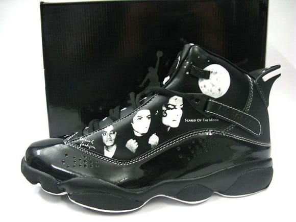 Sneakers in memory of Michael Jackson!!! www.solefans.com!