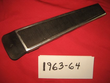 1963-64 Pontiac Gas Pedal With Trim