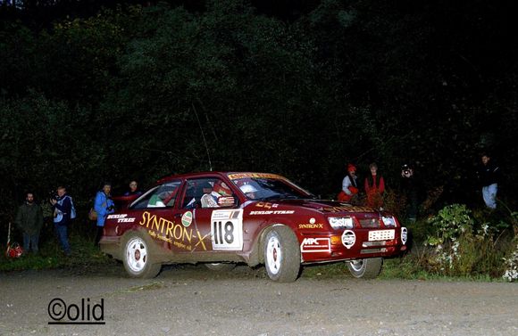 Synatron-x  backed rally car