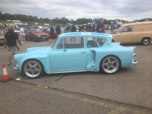This V8 Anglia was on track, it went well and sounded nice.