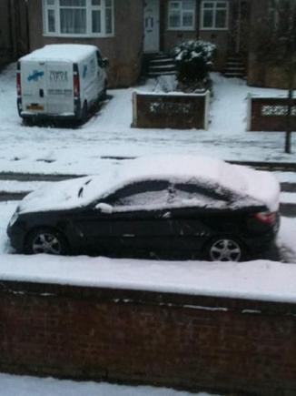 BLACK MERC C CLASS