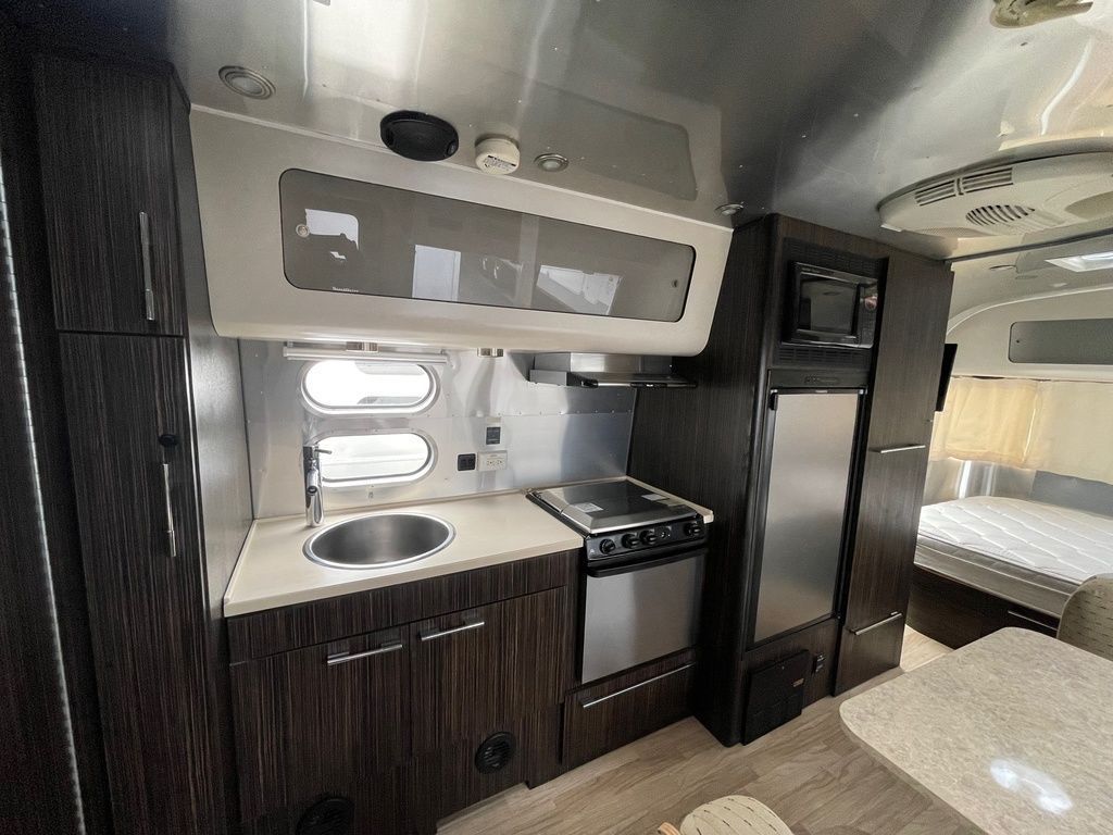 2015 Airstream international signature 23fb