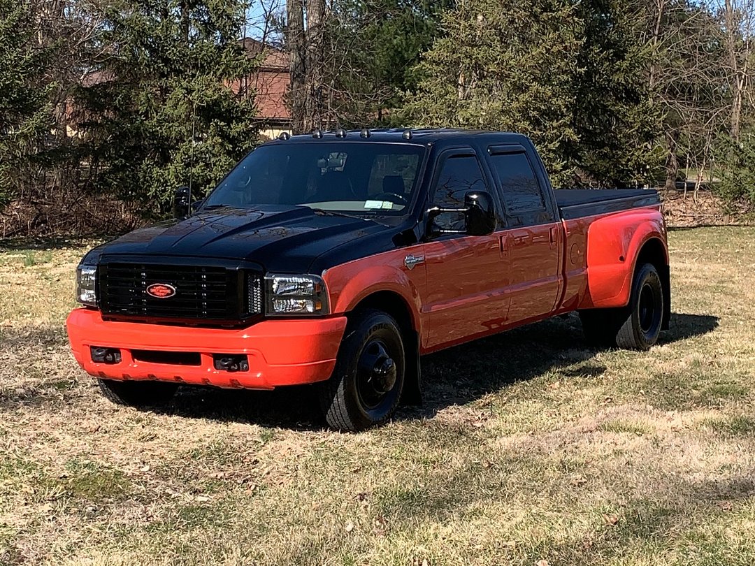 00 Ford F350 7.3 , 4Dr, Harley Davidson Edition Dually for Sale in poughkeepsie, NY RacingJunk