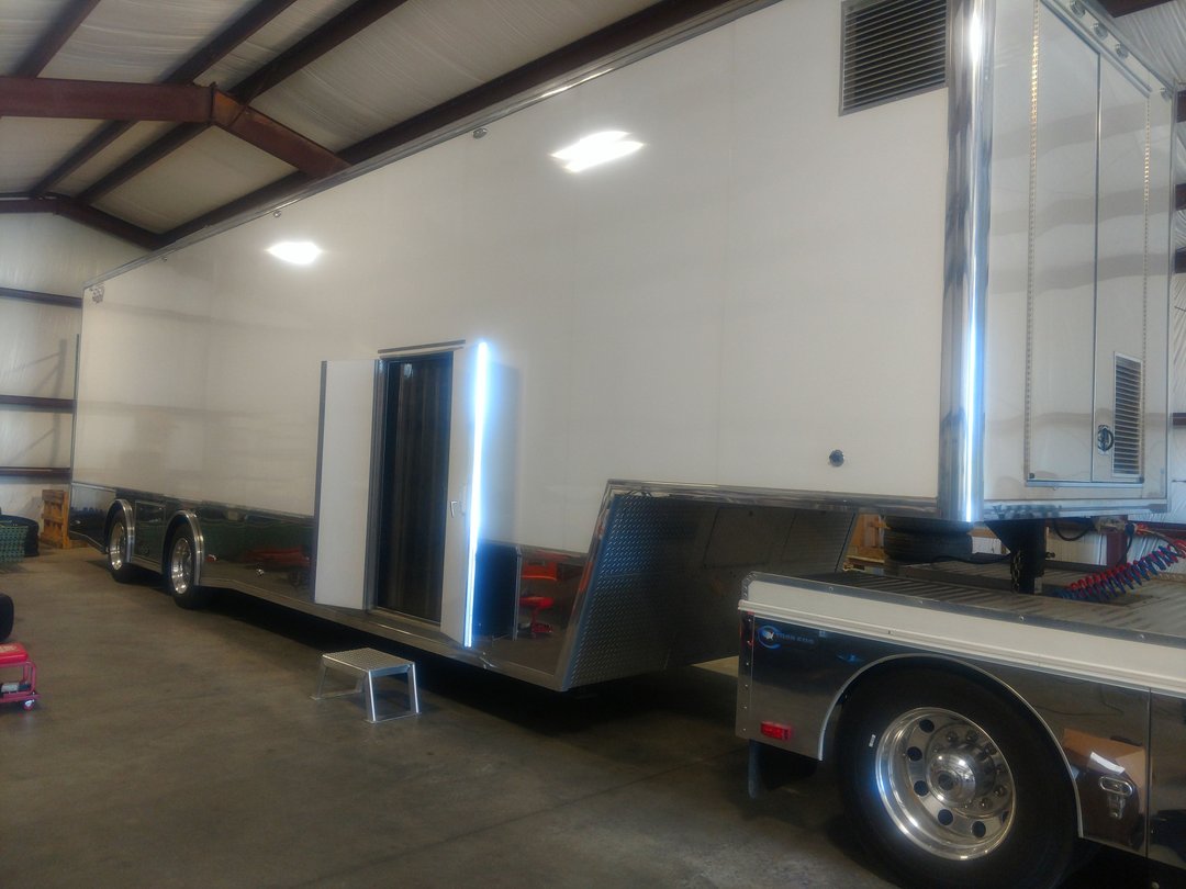 2017 5150 44' LIFTGATE RACE TRAILER for Sale in COOKEVILLE, TN | RacingJunk