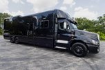 2020 ShowHauler Cascadia DT12 with Garage • Single Slide 