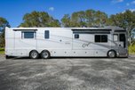 2006 American Coach - Eagle 45H - Pearl Silver  for sale $109,000 