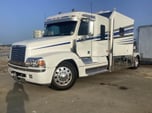 2003 freightliner Toter home/RV   for sale $110,000 
