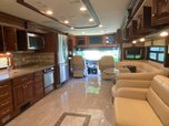 2016 class a fleetwood discovery g40  for sale $149,900 