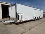 2026 Intech Lite 32' w/Escape Door & Awning 