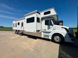 2010 Renegade 45' Motorcoach