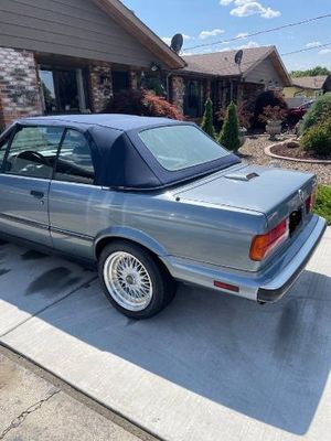 1989 BMW 325i  for sale $19,995 