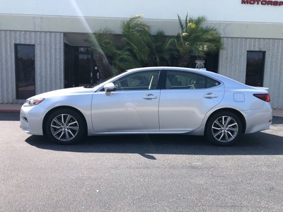 2017 Lexus ES300h  for sale $19,995 