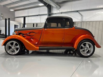 1933 Plymouth 