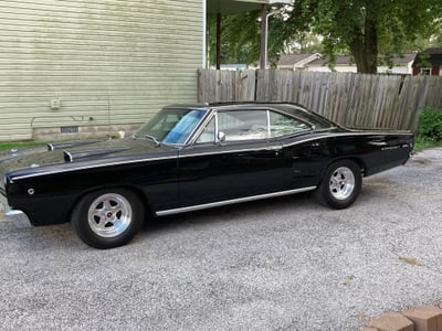 BEAUTIFUL 68 DODGE CORONET- MIGHT TRADE FOR DRAG CAR? OFFERS