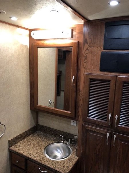 2014 SHOWHAULER for Sale $229,900