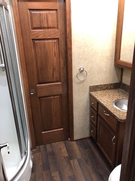2014 SHOWHAULER for Sale $229,900