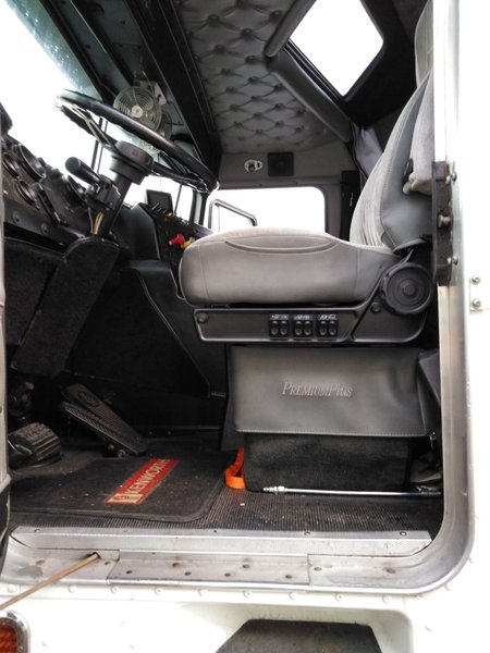 Kenworth K100 Straight Truck for Sale $149,500