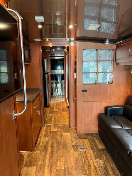 2005 Airstream Sky Deck  for Sale $98,000 