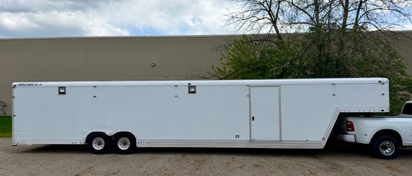 1994 Featherlite Two Car Enclosed Trailer  for Sale $18,500 