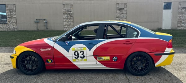 2001 BMW 330i Race car