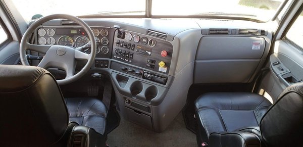 2006 42' Optima Motorhome Garage Kept Excellent Condition