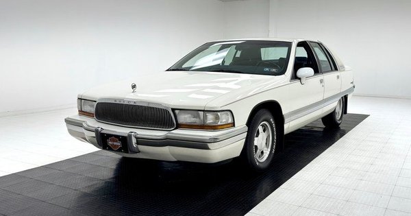 1993 Buick Roadmaster Limited 4 Door Sedan