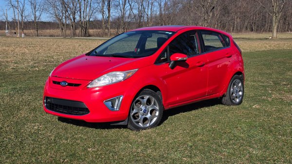 2012 Ford Fiesta  for Sale $3,900 