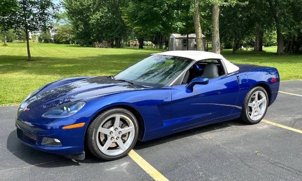 2005 Chevrolet Corvette  for Sale $35,895 