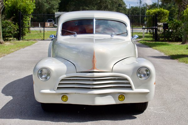 1947 Chevrolet Fleetline Aero Sedan / SUPER High Show Qualit