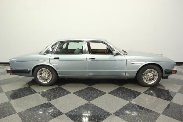 1990 Jaguar XJ6 Vanden Plas for Sale $9,995