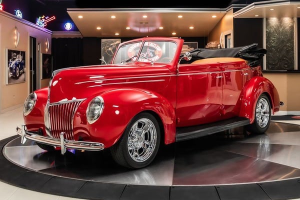 1939 Ford Deluxe  for Sale $109,900 