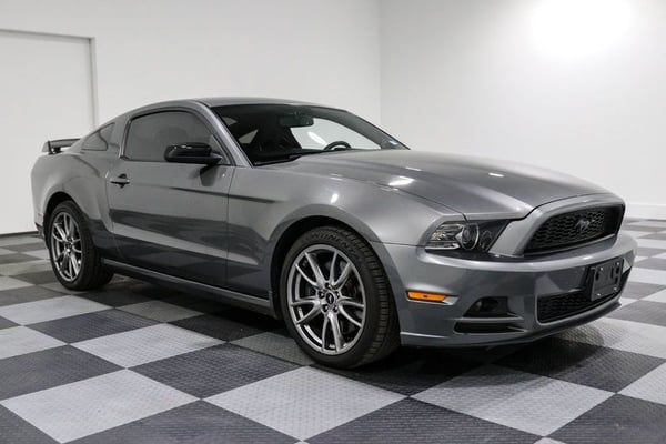 2013 Ford Mustang  for Sale $15,999 