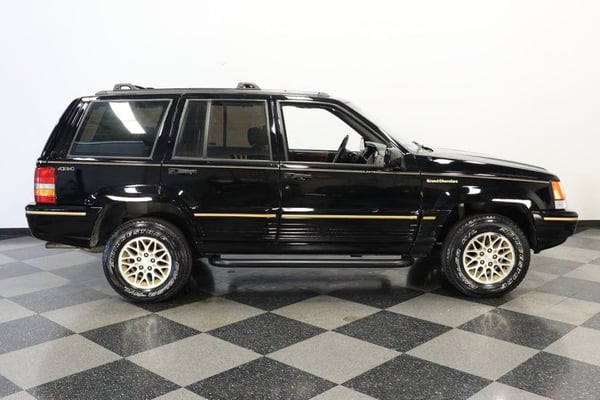 1993 Jeep Grand Cherokee Limited  for Sale $14,995 