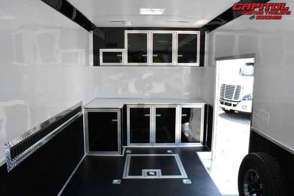 2020 UNITED SUPER HAULER 28' CAR HAULER