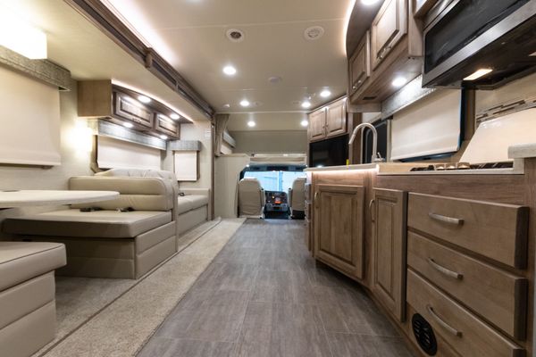 2019 Jayco Seneca 37FS Super C Motorhome RV 360HP