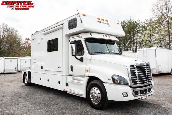 2019 RENEGADE 15' TOTERHOME ON 560 HP