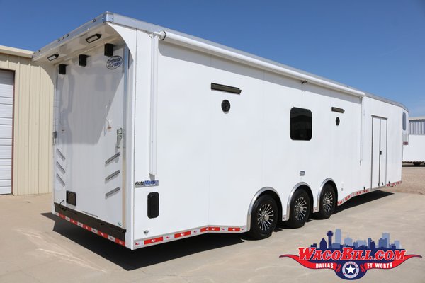40' Auto Master Living Quarters @ Wacobill.com 