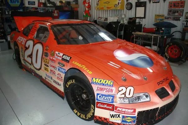 Pontiac Grand Prix body 