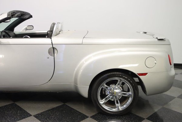 2004 Chevrolet SSR for Sale $23,995