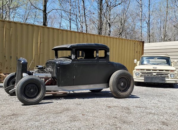 Gray's Garage Hot Rods and Customs