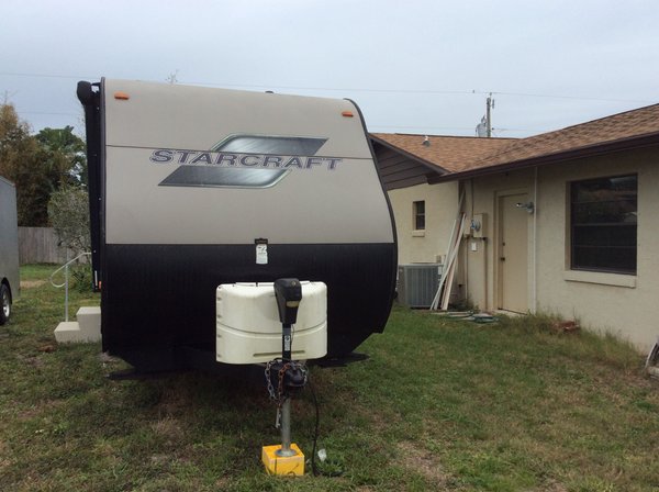 2017 Starcraft AR-One 17 ft toy hauler for Sale $19,900