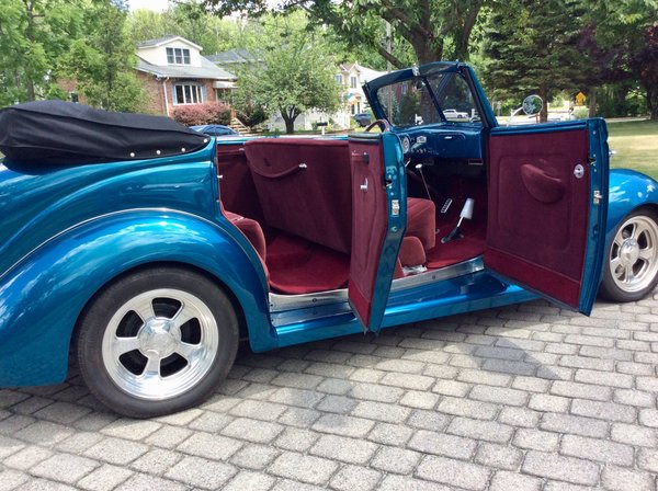 1937 FORD 4DOOR CONVERTABLE- RARE for Sale $47,000