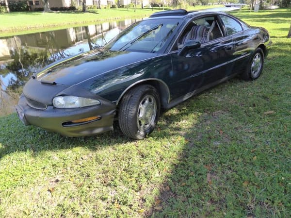 1999 Buick Riveria  for Sale $13,495 