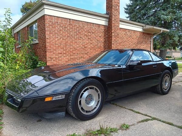 1987 Chevrolet Corvette  for Sale $13,495 