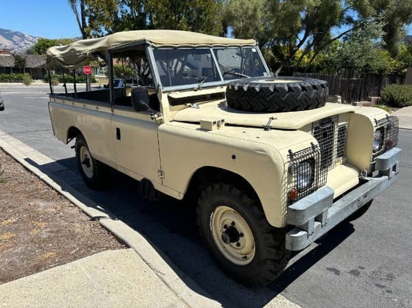 1966 Land Rover 109  for Sale $32,995 