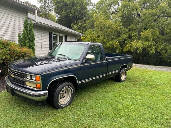 1988 Chevrolet Silverado  for Sale $15,295 